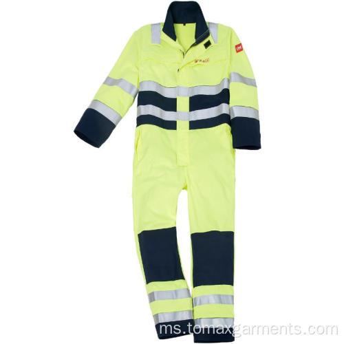 Inherently Fr Coverall dengan pita reflektif